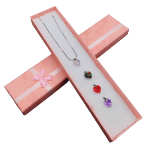 4 PÁR ÉKSZERDOBOZOS SWAROVSKI KRISTÁLYOS NYAKLÁNC- színes